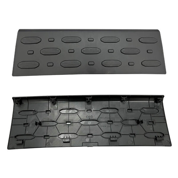 2804241XKM01A Rear Bumper Step Pad for GWM Haval Tank 300